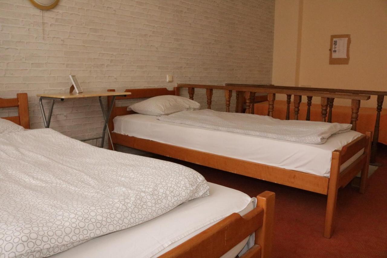 Easy Hostel